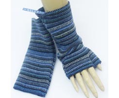 The Scarf Company 100% Lambswool Ladies Wristlets - Dark Blue
