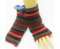 The Scarf Company 100% Lambswool Ladies Wristlets - Rouge